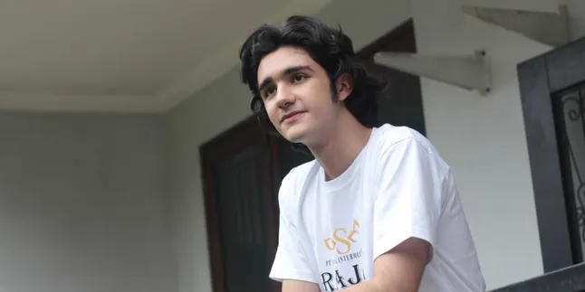 Usai Main Sinetron 'DARI JENDELA SMP', Emiliano Cortizo Kebanjiran Job