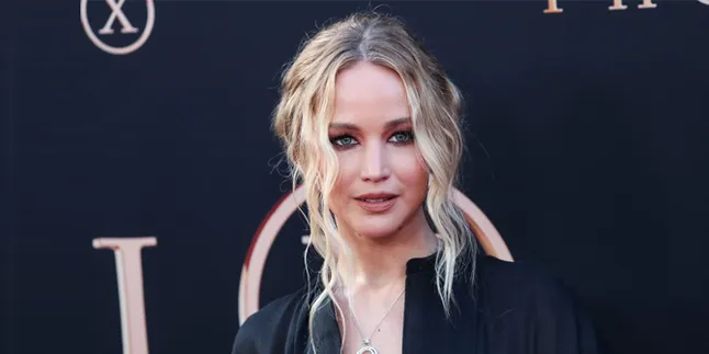 Usai Menikah, Jennifer Lawrence & Cooke Maroney Bulan Madu Romantis di Indonesia