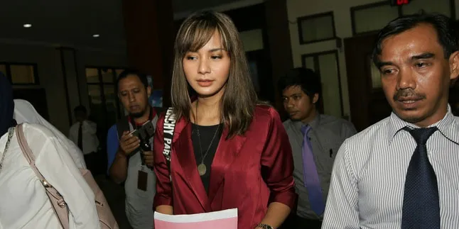 Usai Sidang Cerai, Kirana Larasati Tak Mau Banyak Komentar