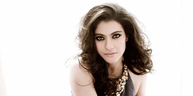 Usai Syuting, Kajol Susul Anak-Anaknya Liburan Santai di London Usai Syuting, Kajol Susul Anak-Anaknya Liburan Santai di London