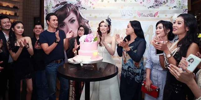 Usia 25 Belum Punya Pasangan, Amel Alvi Merasa Ada Yang Kurang Usia 25 Belum Punya Pasangan, Amel Alvi Merasa Ada Yang Kurang