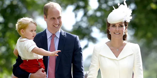 Usia 5 Bulan, Putri Charlotte Lebih 'Dewasa' Dari Pangeran George Usia 5 Bulan, Putri Charlotte Lebih 'Dewasa' Dari Pangeran George