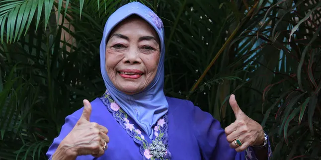 Usia 83 Tahun, Mpok Nori Semangat Kencangkan Kulit Usia 83 Tahun, Mpok Nori Semangat Kencangkan Kulit