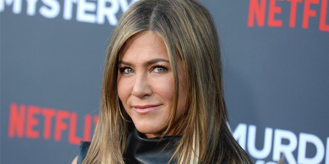 Over Half a Century Old, Jennifer Aniston Shows Body Goals in Latest Photoshoot