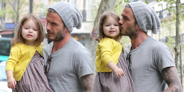 Usia Tiga Tahun, Harper Seven Beckham Sudah Jadi Model Imut Usia Tiga Tahun, Harper Seven Beckham Sudah Jadi Model Imut