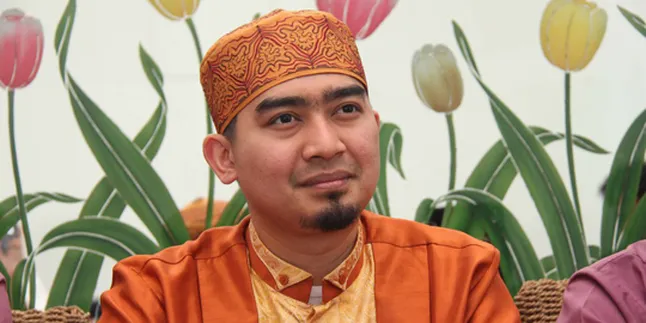 Ustad Solmed Rayakan Lebaran Yatim di Bandung