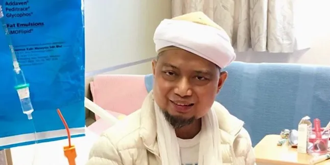 Ustaz Derry Sulaiman Akui Punya Firasat Sebelum Kepergian Ustaz Arifin Ilham Ustaz Derry Sulaiman Akui Punya Firasat Sebelum Kepergian Ustaz Arifin Ilham