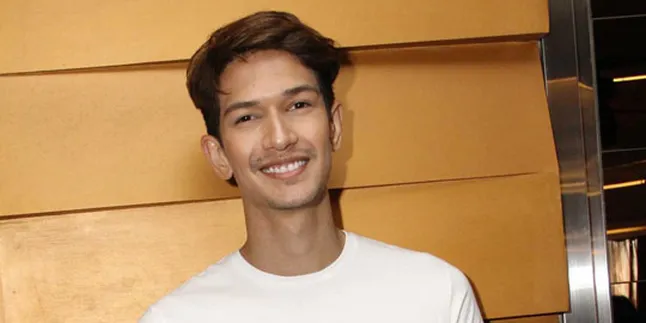 Utang Kepada Mama, Dimas Beck Lanjutkan Kuliah