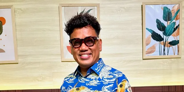 Uya Kuya Akui dalam Kondisi Sehat, Minta Doa Terbaik untuk Keluarga