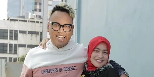 Uya Kuya Sempat Melarang Nikita Mirzani Lepas Hijab