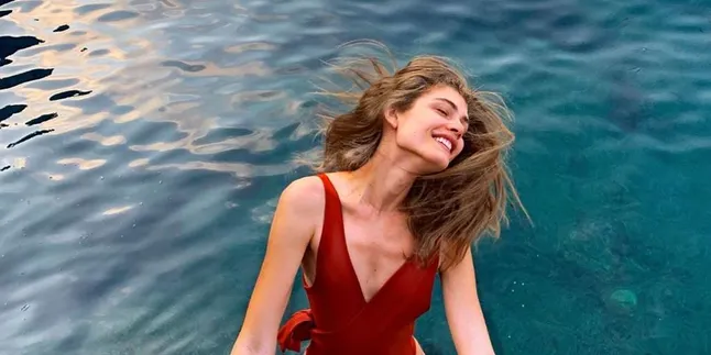 Valentina Sampaio, Model Transgender Pertama Victoria's Secret Valentina Sampaio, Model Transgender Pertama Victoria's Secret