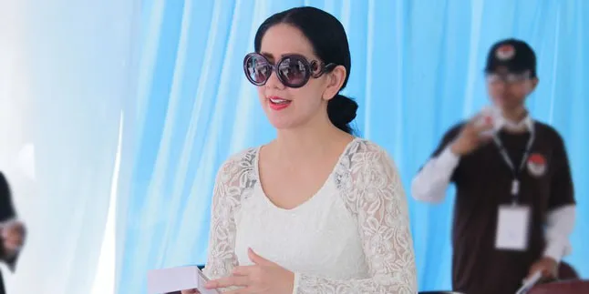 Venna Melinda Bocorkan Ungkapan Sayang Verrel & Athala Buat Vania Venna Melinda Bocorkan Ungkapan Sayang Verrel & Athala Buat Vania
