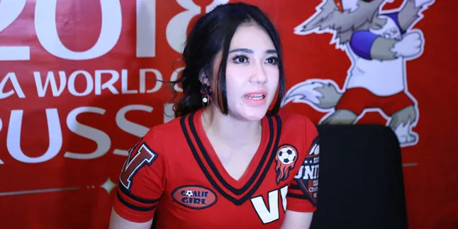 Via Vallen Ungkap Jadi Korban Pelecehan Seksual Oleh Seorang Pemain Sepak Bola Via Vallen Ungkap Jadi Korban Pelecehan Seksual Oleh Seorang Pemain Sepak Bola