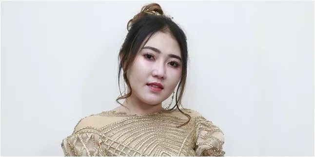 Via Vallen Ungkap Pernah Dikatain Pakai Baju Murahan Saat Perform di Atas Panggung