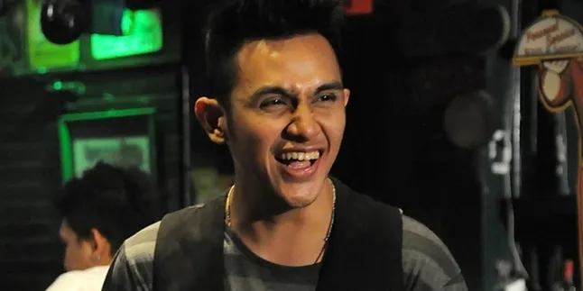 Vicky Nitinegoro Dimasakin Pacar Saat Buka Puasa Nanti?