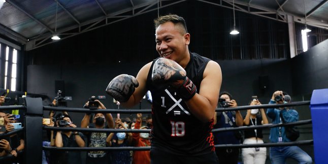 Vicky Prasetyo Challenges Deddy Corbuzier to a Boxing Match