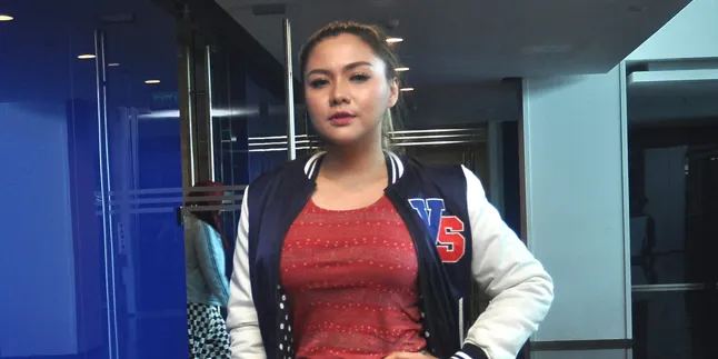 Vicky Shu Ingin Langsungkan Pernikahan di Candi-Candian Vicky Shu Ingin Langsungkan Pernikahan di Candi-Candian