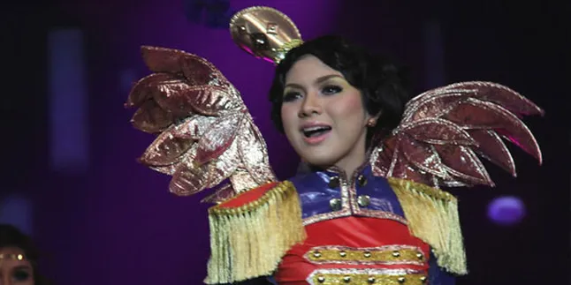 Vicky Shu Pusing Jika Tahun Baru Tak Manggung