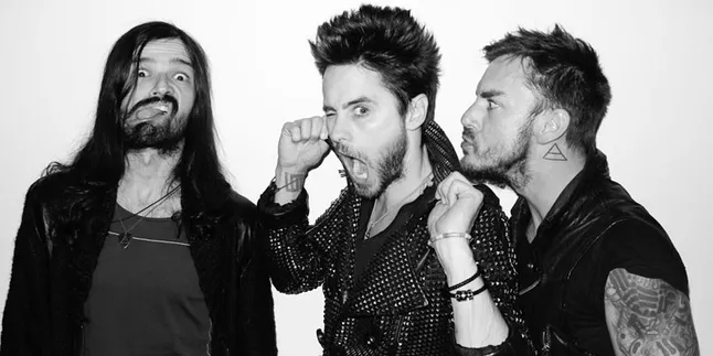 [Video] 30 Seconds To Mars 'Goda' Fans Dengan Video Lirik 'City of Angels'