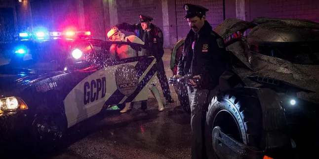 [Video] Aksi Batmobile Saat Syuting 'BATMAN V SUPERMAN'