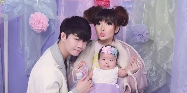 VIDEO: Cute! Bayi Angel Chibi Sudah Bisa Tirukan PPAP