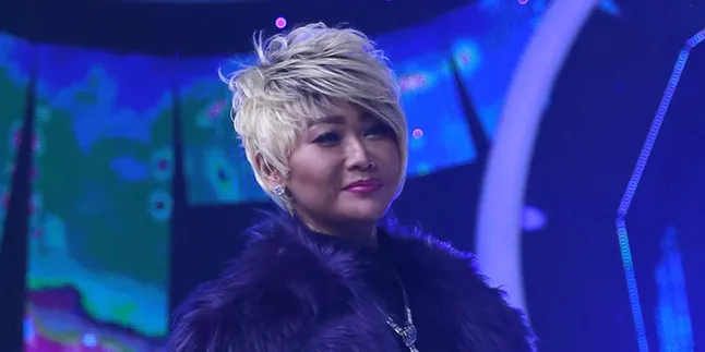 VIDEO: Disaksikan Ribuan Mata, Inul Daratista Jatuh Terjengkang