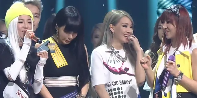 [Video] Kalahkan SNSD Pada SBS Inkigayo, 2NE1 Juara!