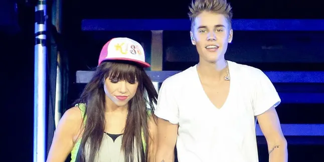 Video Kemesraan Justin Bieber - Carly Rae Beredar Video Kemesraan Justin Bieber - Carly Rae Beredar