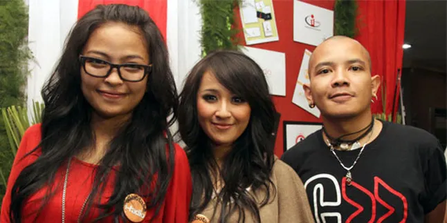 Video Klip Anyar, Kotak Tampilkan Efek 3D