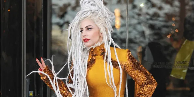 Video Klip Telat Rilis, Lady Gaga Ternyata Dikhianati! Video Klip Telat Rilis, Lady Gaga Ternyata Dikhianati!