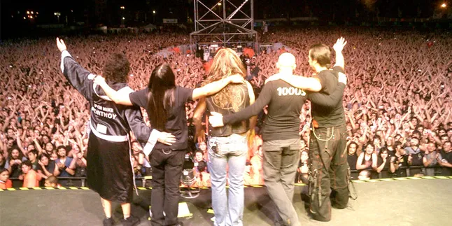 [Video] 'LIVE AT LUNA PARK', Video Konser Dream Theater Siap Dirilis