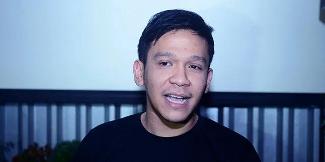 VIDEO: Mobil Ditabrak, Jordi Onsu Lalu Dimaki Pria Berseragam TNI