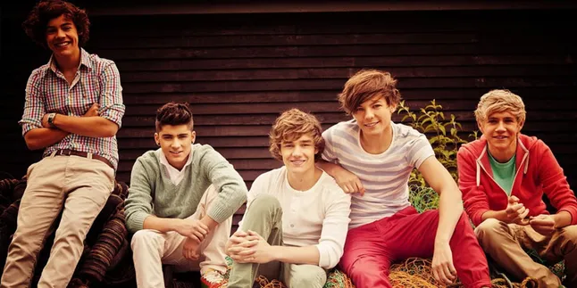 [Video] One Direction Goyang Harlem Shake di Konsernya