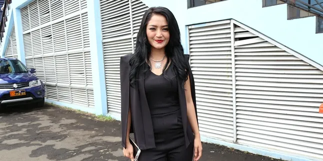 Video Pertengkaran Ayu Ting Ting-Siti Badriah Ternyata Settingan