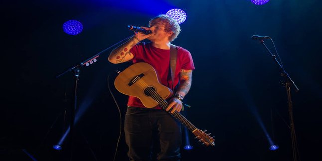 [Video] Tampil Akustik, Ed Sheeran Bocorkan Single Baru