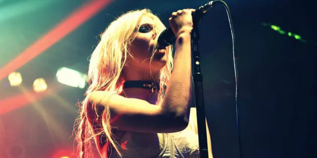 [Video] Taylor Momsen Telanjang Bulat Pada Video Klip Barunya