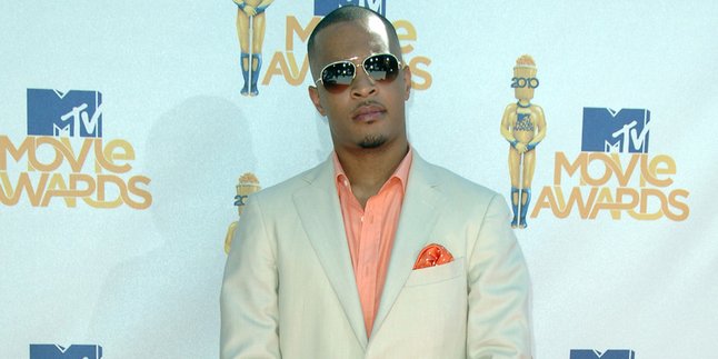 [Video] T.I Berseteru Panas Dengan Polisi LAPD, Hampir Tawuran!