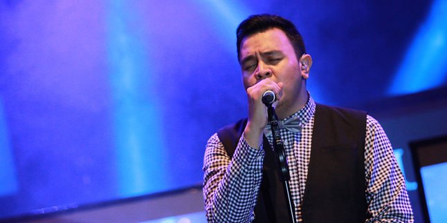 [Video] Tulus Bahagia Tampilkan Dirinya Yang 'Baru'