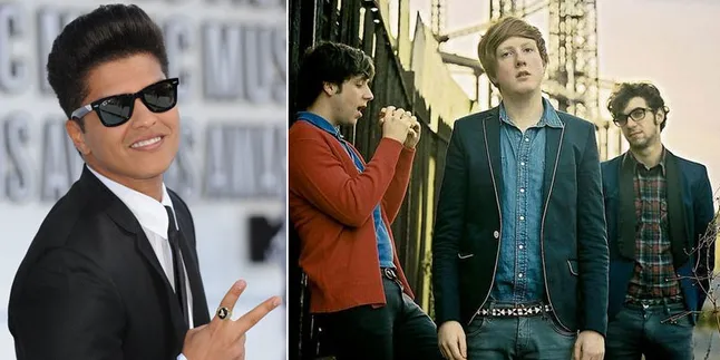 [Video] Two Door Cinema Club Cover 'Treasure' Dari Bruno Mars