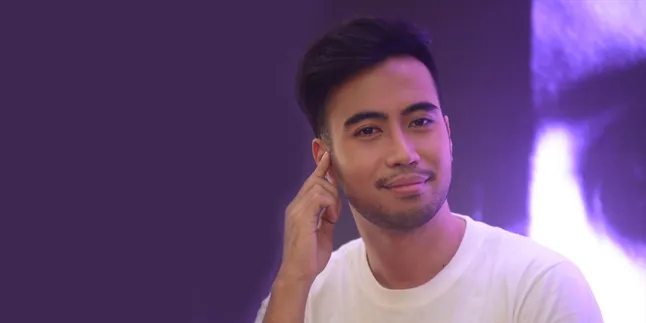 Vidi Aldiano Bangga Bisa Mastering Album di Studio Legendaris!