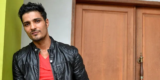 Vin Rana Pose Hot Bareng Nita Sofiani, Benar Bukan Foto Prewed? Vin Rana Pose Hot Bareng Nita Sofiani, Benar Bukan Foto Prewed?