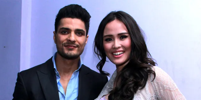 Vin Rana Push Up di Atas Nita, Romantis Bikin Ikut Keringetan