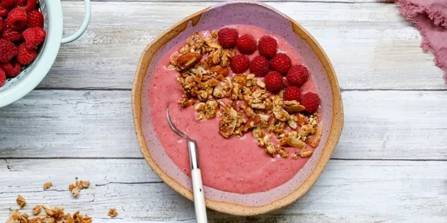 Viral di Medsos Bubur Pink Masha and the Bear, Sarapan Sehat dengan Tampilan Cantik