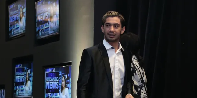 Viral Jadi Dosen UI, Reza Rahadian Akan Tindak Mahasiswanya Viral Jadi Dosen UI, Reza Rahadian Akan Tindak Mahasiswanya
