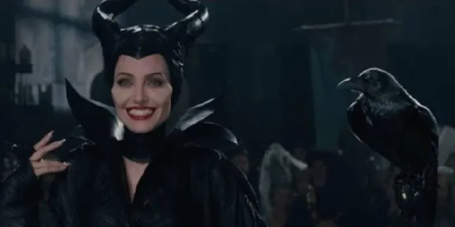 Viral Lagi di TikTok! Simak Sinopsis Live Action 'MALEFICENT' yang Dibintangi oleh Angelina Jolie
