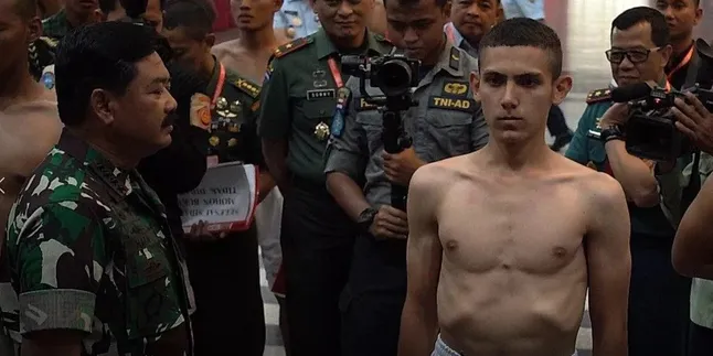Viral Seorang Pria Yang Disebut 'Tentara Import' TNI, Ternyata Ini Faktanya