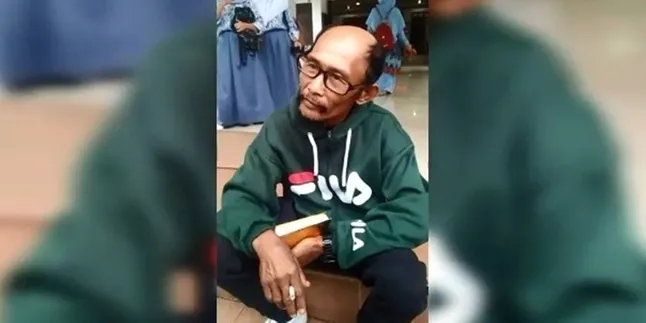 Viral Video Pria Duduki Al-Quran & Ngaku Menjadi Tuhan, Ini Fakta-Fakta Sebenarnya