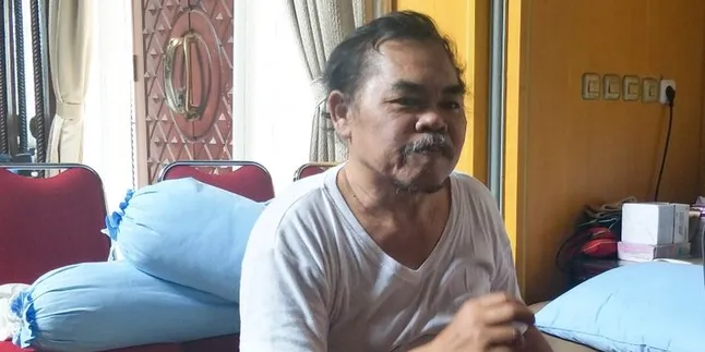 Viral Video Tik Tok Kondisi Mat Solar Terkini, Anak Hanya Ingin Memberi Semangat Untuk Sang Ayah Viral Video Tik Tok Kondisi Mat Solar Terkini, Anak Hanya Ingin Memberi Semangat Untuk Sang Ayah