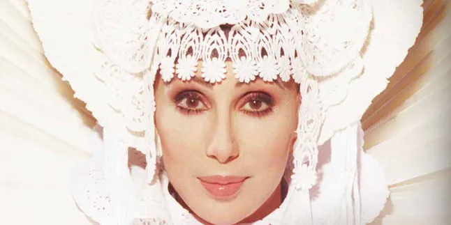 Virus Serang Tour Cherilyn Sarkisian