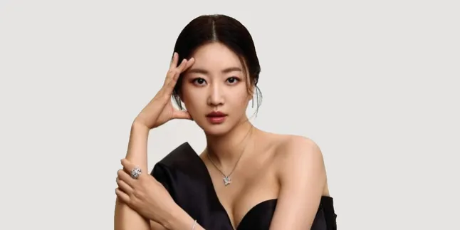 Visual Awet Muda Kim Sarang di Usia 47 Tahun Jadi Sorotan Netizen!